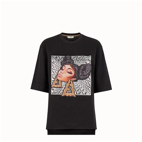 fendi nicki minaj t shirt|Nicki Minaj Fendi earrings.